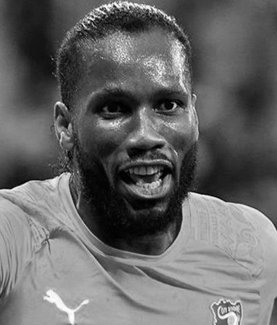 Didier Drogba (Costa de Marfil): Futbolista y símbolo de unidad nacional; ayudó a detener una guerra civil.