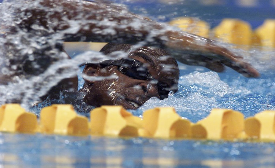 El ejemplo de Eric Moussambani motivo de cientos de deportistas africanos.
