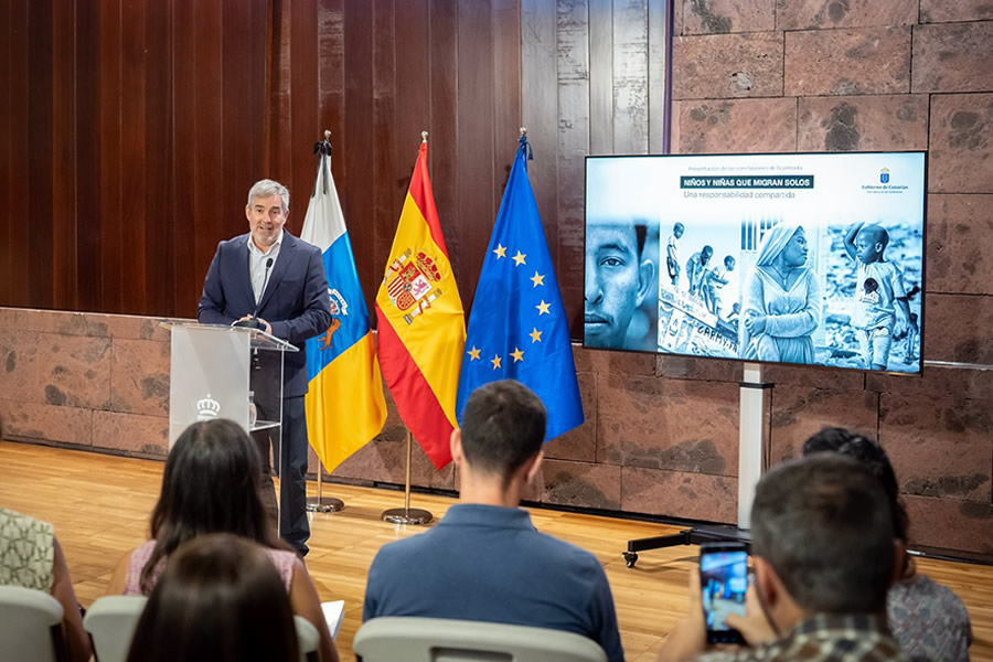 Fernando Clavijo durante la presentación de la guía.
