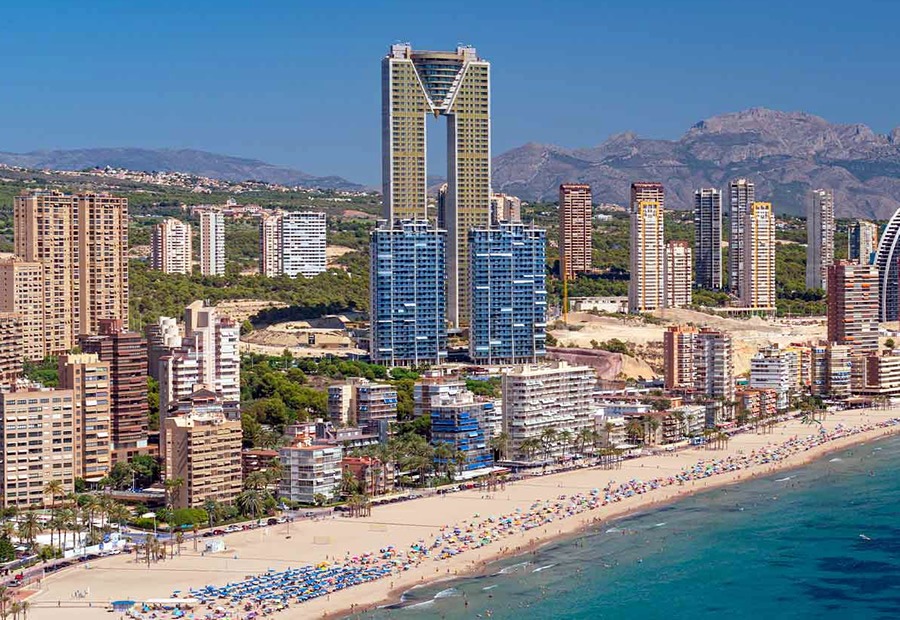 Benidorm pierde terreno frente a nuevos enclaves turísticos en el norte de África.