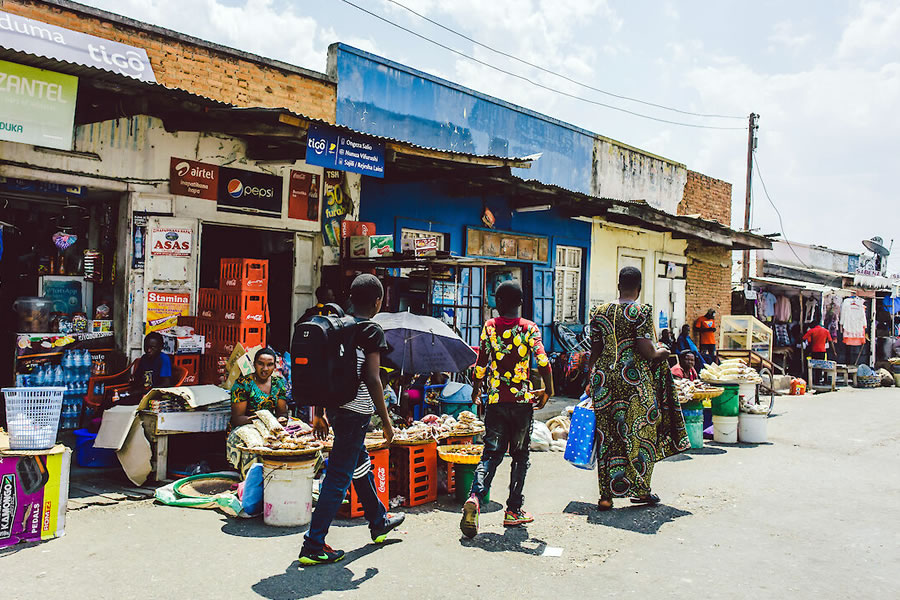 El Gobierno de Tanzania decide apoyar el emprendimiento y proteger a empresarios locales.