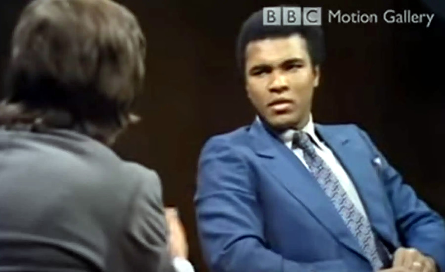 Ali durante la entrevista en la BBC en 1971.