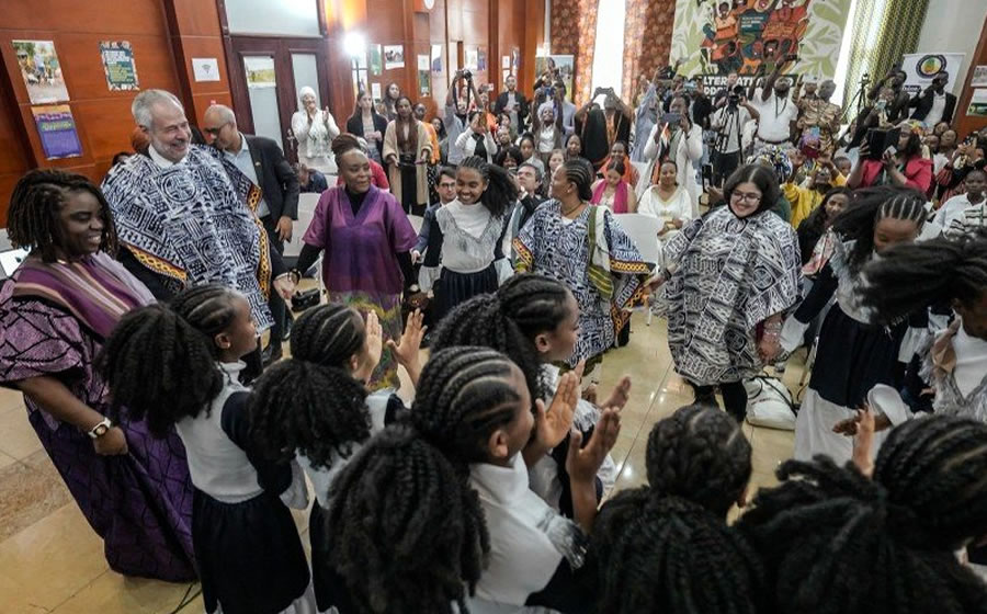 Colectivos feministas de África demandan justicia climática.