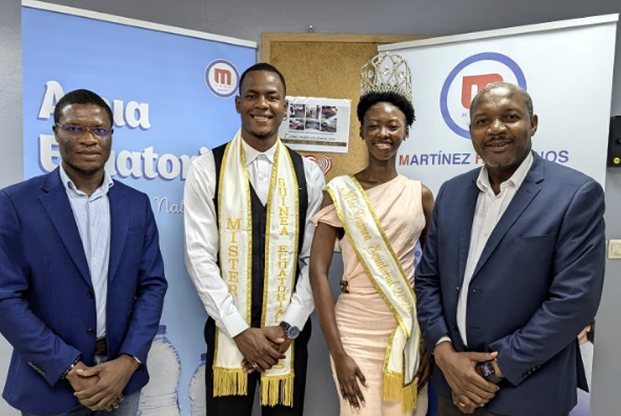 Responsables de Martínez Hermanos recibieron a Miss y Míster Guinea Ecuatorial 2025.