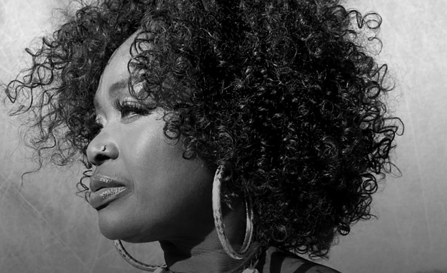 Una canción de Oumou Sangaré se convierte en viral casi treinta años después.
