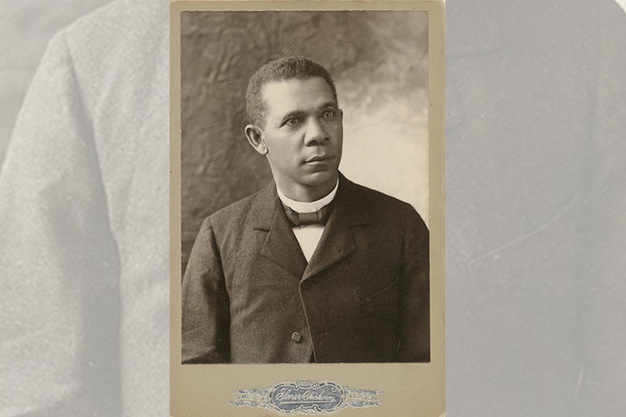 18 de septiembre de 1895: el histórico discurso de Booker T. Washington | Welcome Africa Booker T. Washington, fotografiado hacia 1895, el mismo año en que pronunció su histórico discurso en la Exposición Internacional de los Estados Algodoneros de Atlanta. (Foto: (Elmer Chickering / Smithsonian Institution - CC0)