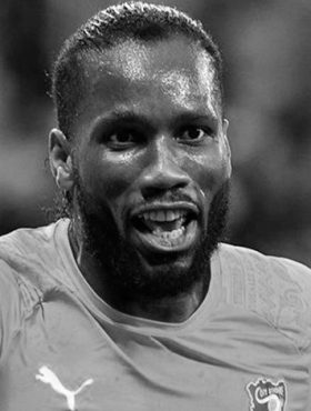 Didier Drogba (Costa de Marfil): Futbolista y símbolo de unidad nacional; ayudó a detener una guerra civil.