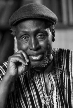 Ngũgĩ wa Thiong’o (Kenia): Escritor y pensador que renunció al inglés para escribir en su lengua materna (gikuyu), gran crítico del neocolonialismo.