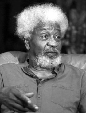 Wole Soyinka (Nigeria): Dramaturgo y poeta; primer africano en ganar el Premio Nobel de Literatura 1986.